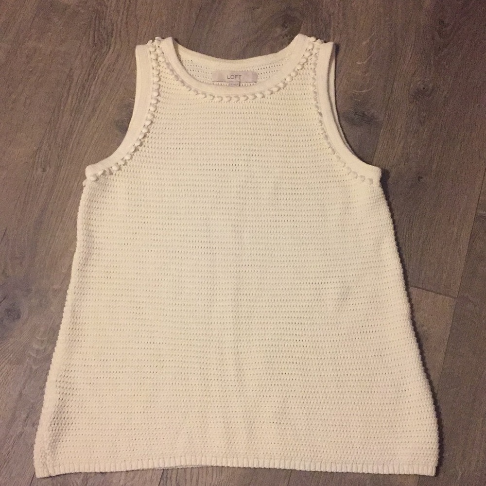 Adorable Loft Women’s spring sweater